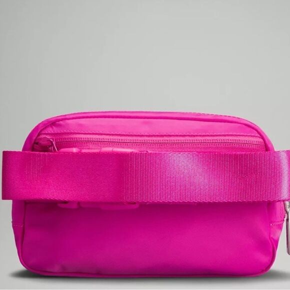 NWT Lululemon Sonic Pink Everywhere Belt Bag 1L - Picture 7 of 7